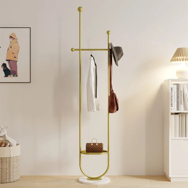 Porte manteau sur pied design avec base circulaire - ARCULUM