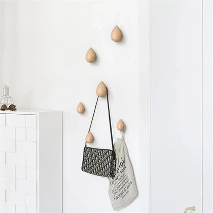 Patere murale design en bois en forme de goutte - PLUVIA